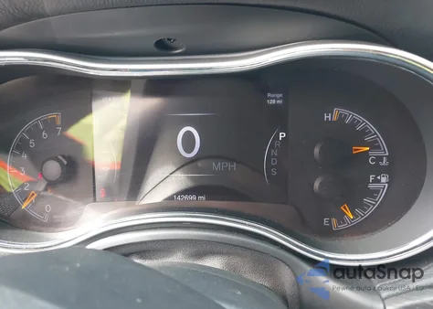 2014 Jeep Grand Cherokee Summit из США, поврежденный, VIN 1C4RJFJG3EC204297